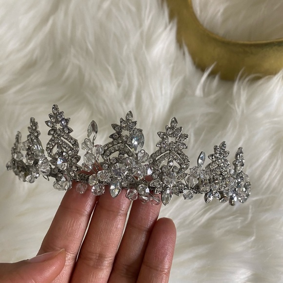 David’s Bridal Crystal Diamond Tiara New